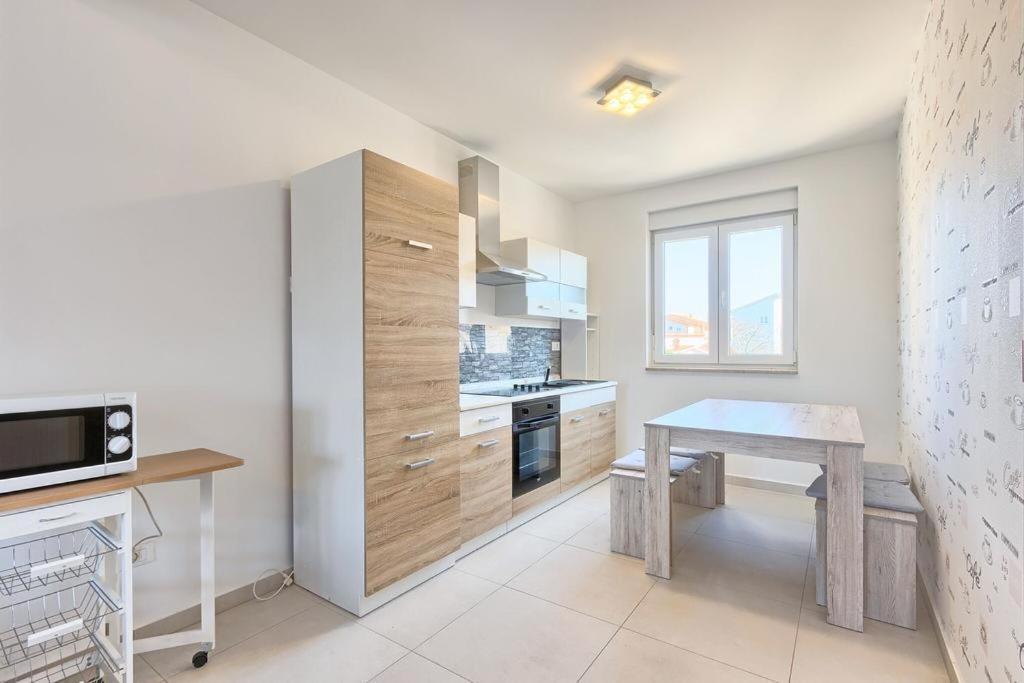 Lovely Fazana Apartments 400M From The Sea Eksteriør bilde